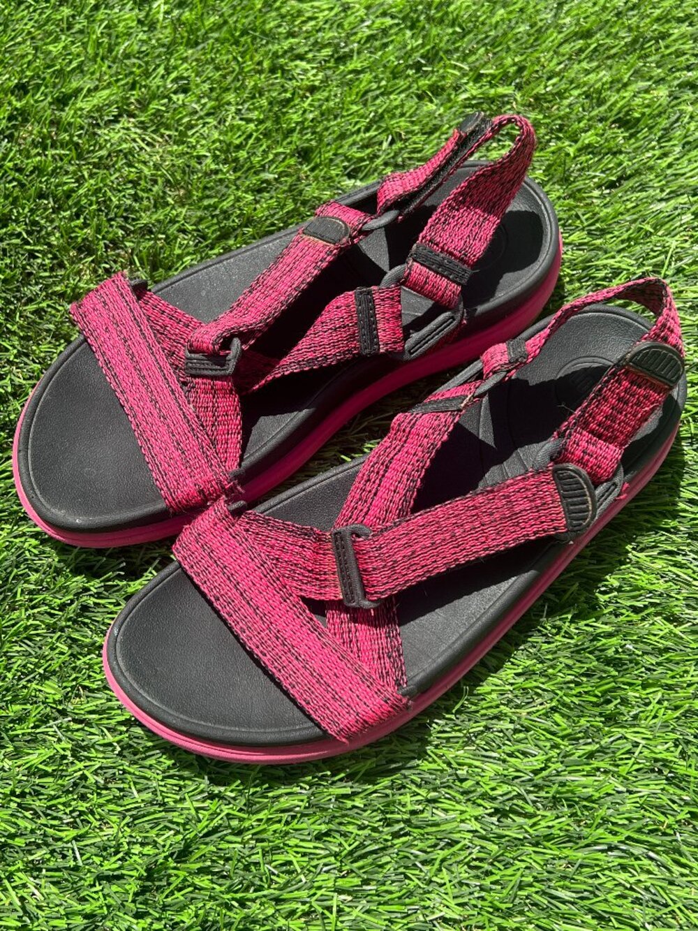 FitFlop Sling II Women’s Sandals Sz 8 Pink Black Adjustable Comfort Walking Shoe